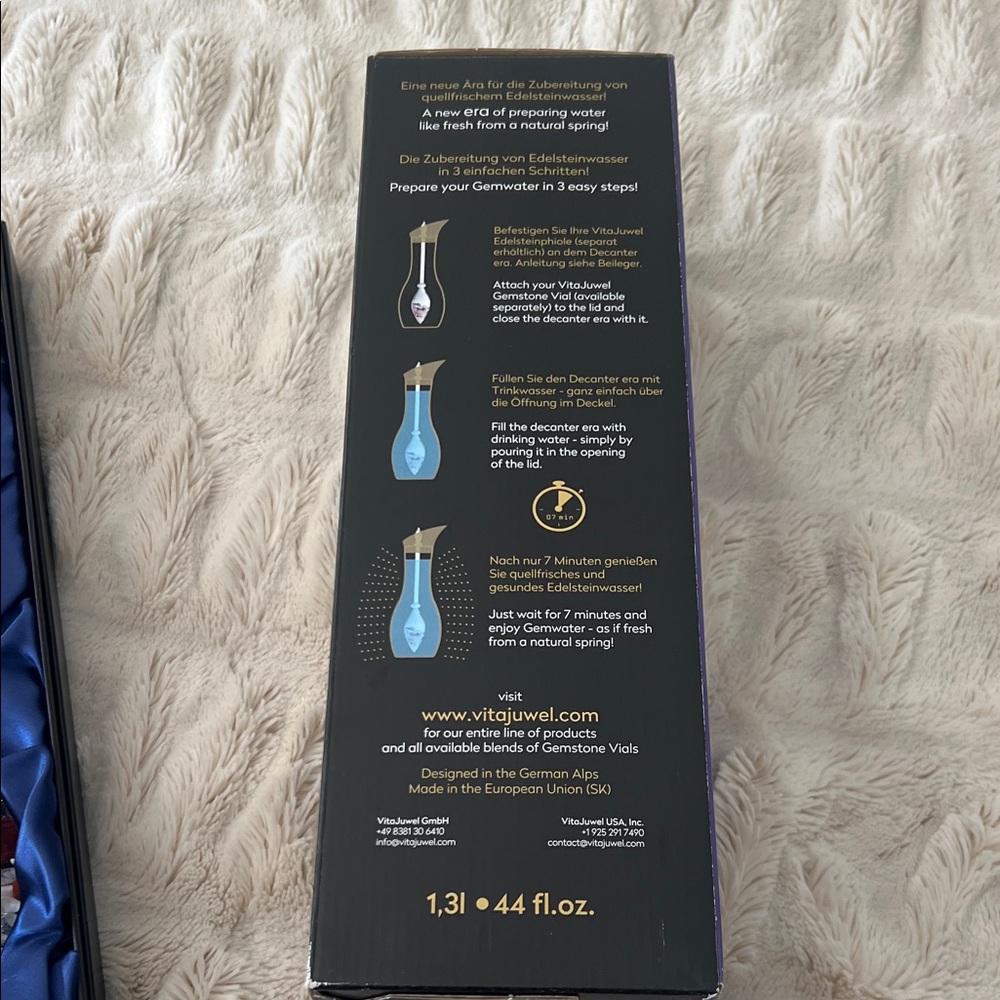 Elegant Glass Water Bottle - Picture 5 of 8